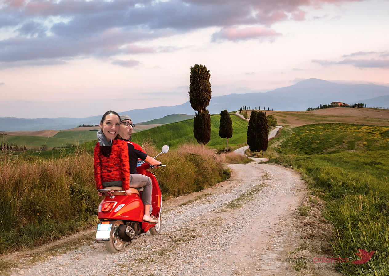 tuscany-vespa-villa